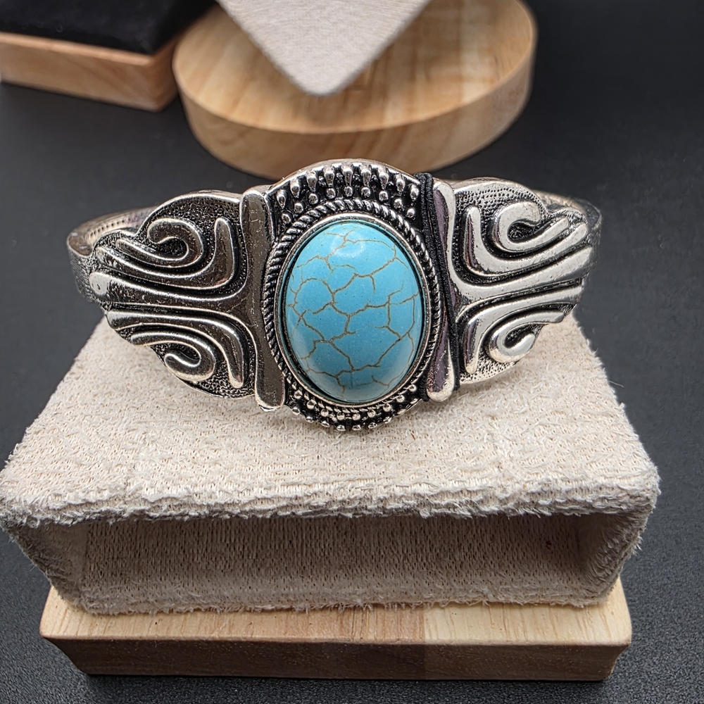 Silver and Turquoise Women's Bracelet (1954)